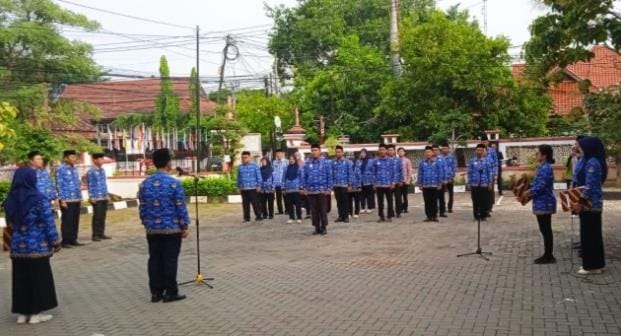 Diskominfo Indramayu Gelar Upacara Peringatan Hardiknas sebagai Upaya Lanjutkan Gerakan Merdeka Belajar